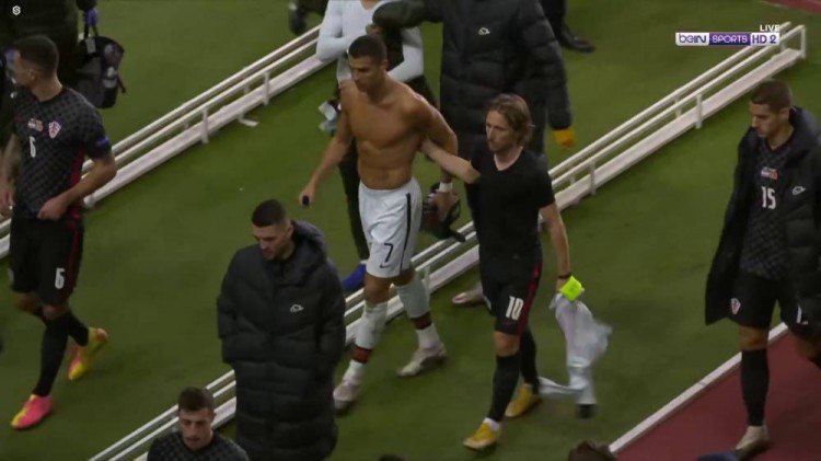 人瞩目的成 人瞩目的成