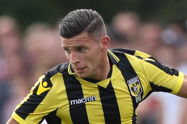 彼此难分胜 彼此难分胜