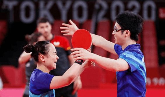 广泛讨论 广泛讨论