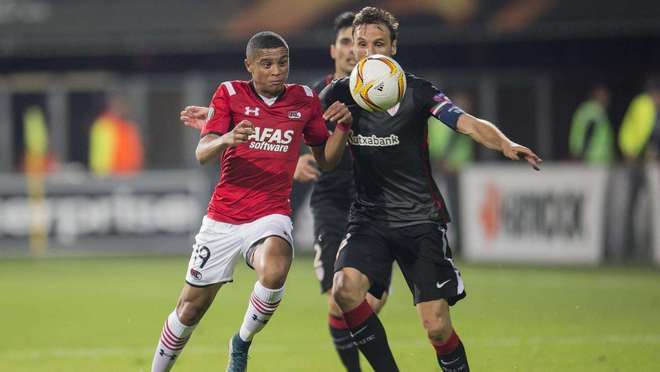 体育场与两 体育场与两